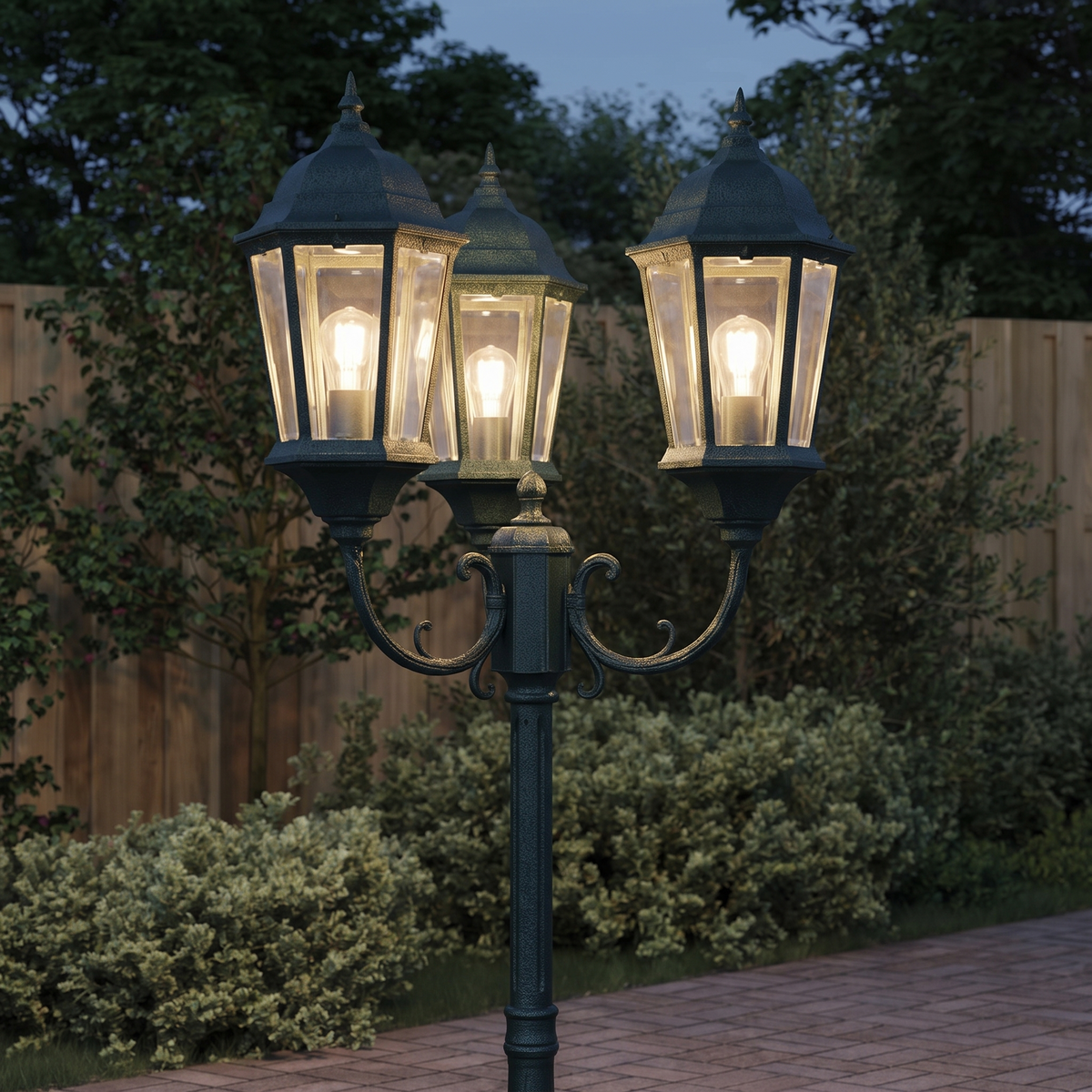 Larch | Garden Light Pole