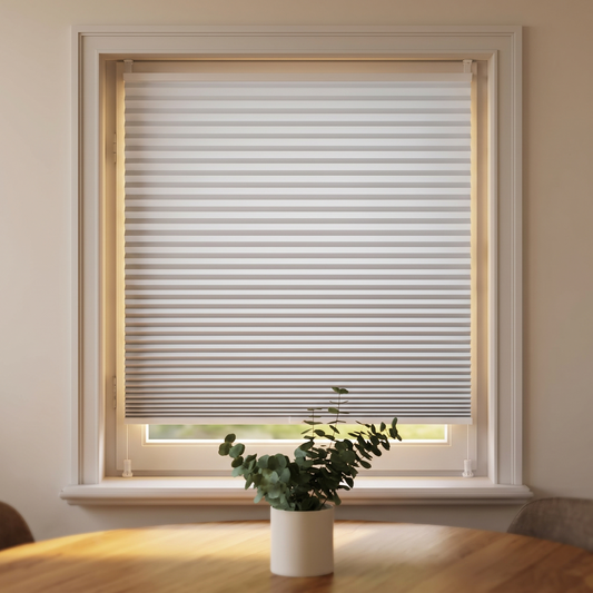 Fold | Blackout Pleated Blind